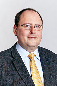 Dr. Thomas Tenzler, Geschäftsführer FMI Fachverband Mineralwolleindustrie e.V.